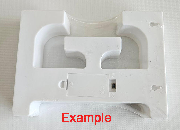 Gold 8in LED Light Letter O Centerpiece